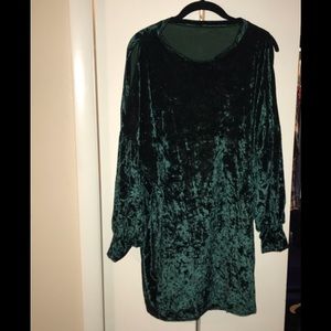 Balloon sleeve swing dress